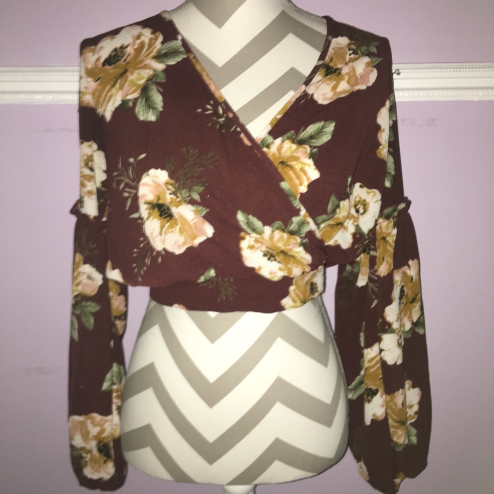 Cropped Floral Long Sleeved Shirt